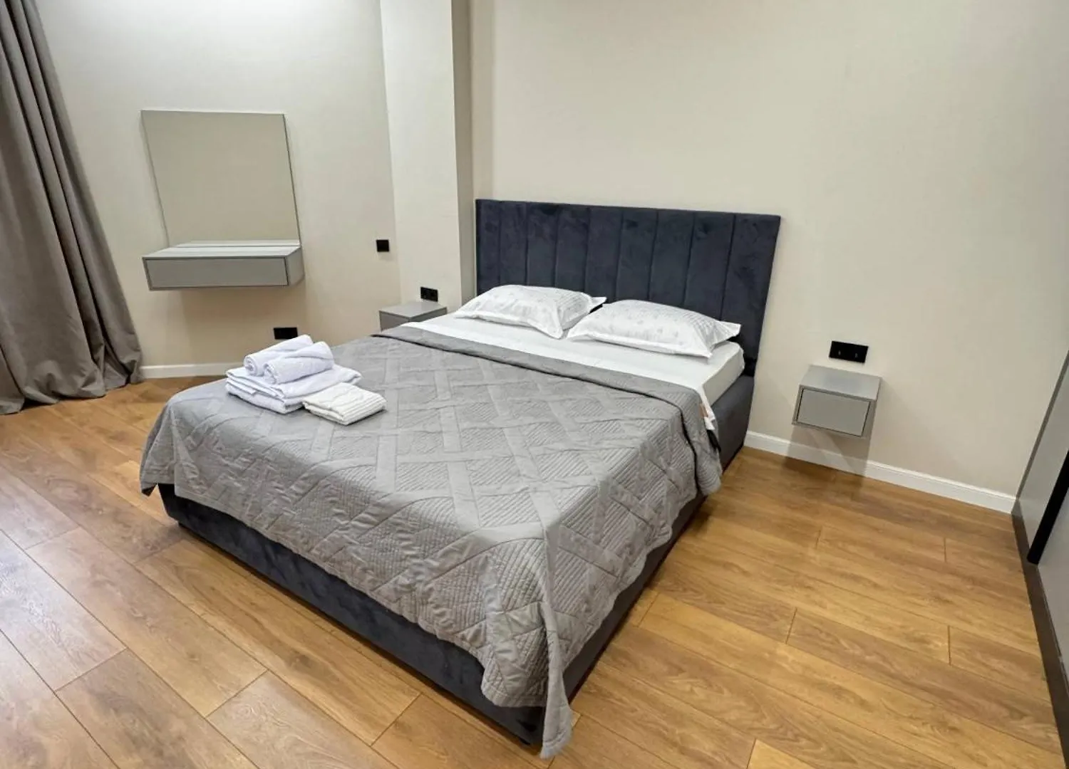 2 Room Apart Aurus In The Center Almati 0*,
